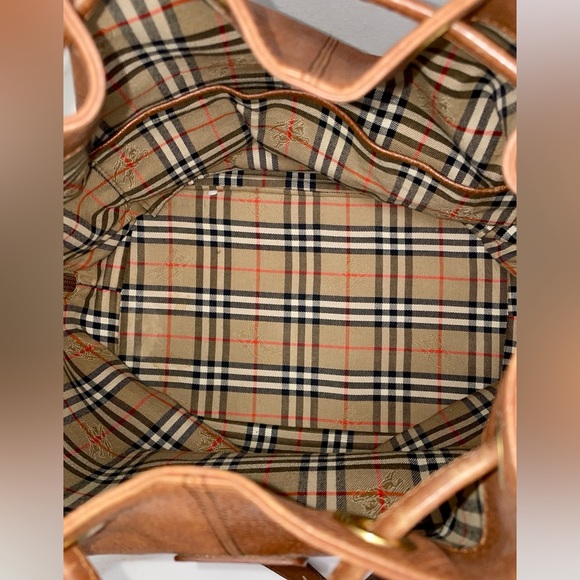 BURBERRY Drawstring Bucket Shoulder Bag - Picture 7 of 8